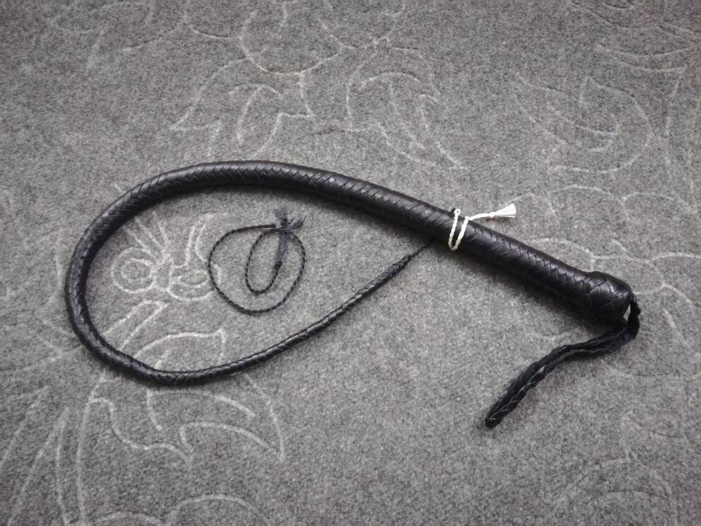 4FT Genuine Leather Signal Snake Whip – 12 Plaits – Black Cowhide Bullwhip – DJANGO-ENTERPRISES
