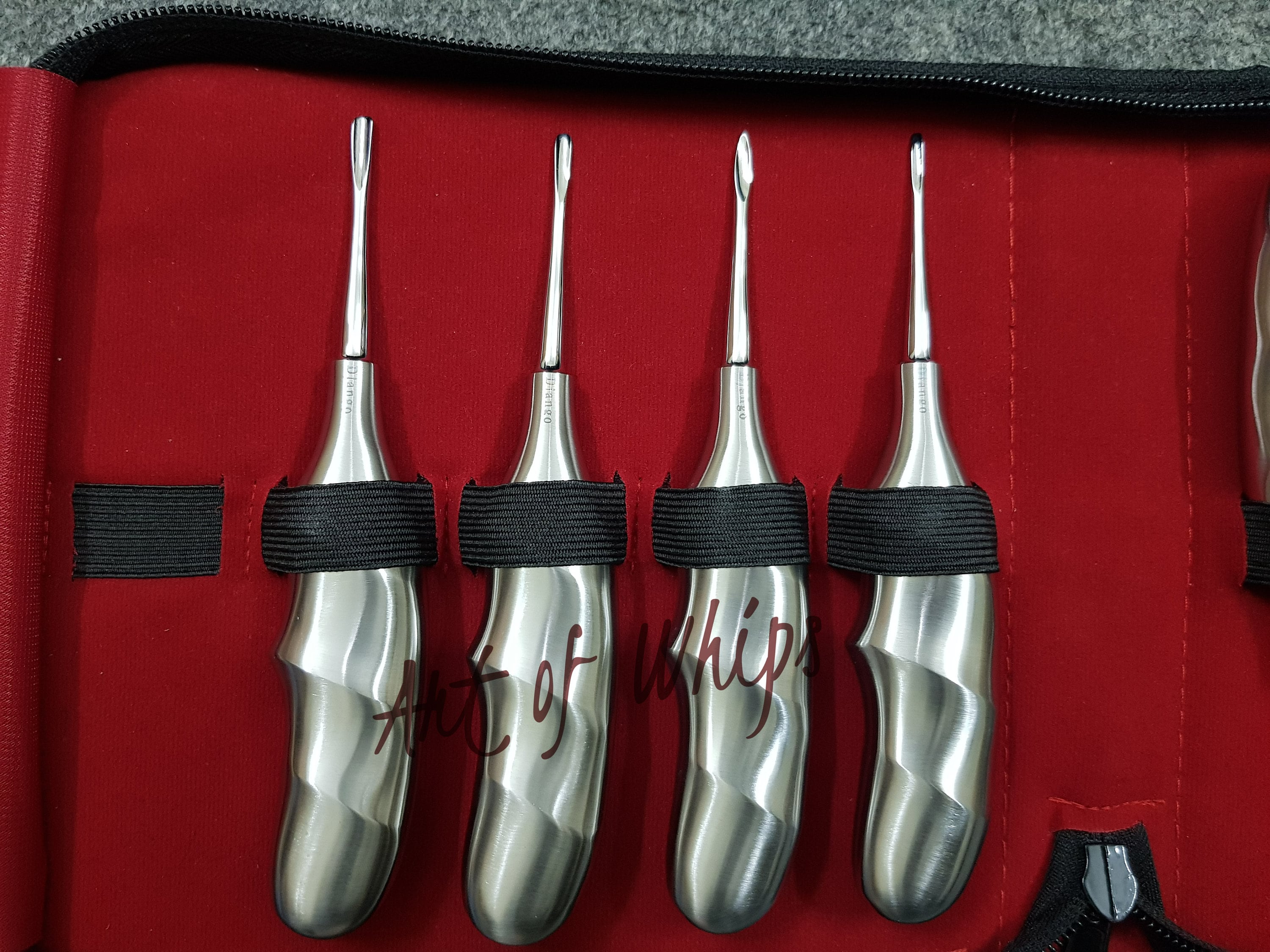 Attrezzature E Strumenti Dentari Nell'ufficio Del Dentista Dentista Sul Lavoro Fotografia Stock Attrezzature E Strumenti Dentari Nell Ufficio Del Dentista Dentista Sul Lavoro Image61298952 - Foto 8