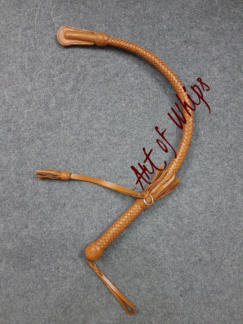 Whip Flogger Bullwhip 2.8 Feet 12 Plait Genuine Kangaroo Premium Leather Nagayka Kamcha Whip Spanking Fetish Fashion Adult Whip image 6