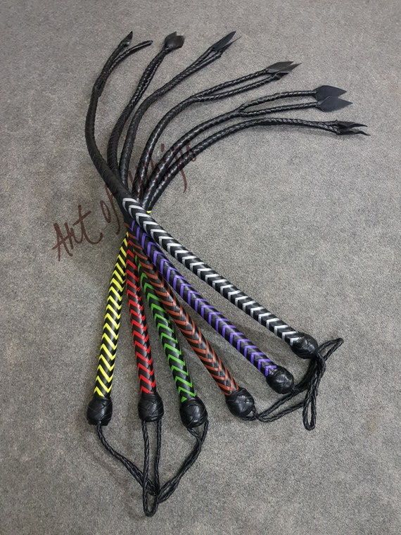 Real Handmade Top Leather Flogger 3 Feet 12 Plaits Bullwhip Two Sting Tails Snake Twin Tail Whip BDSM Fetish Fashion Hard Spanking Gift