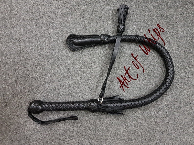 Whip Flogger Bullwhip 2.8 Feet 12 Plait Genuine Kangaroo Premium Leather Nagayka Kamcha Whip Spanking Fetish Fashion Adult Whip Black