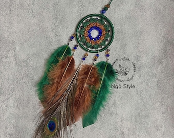 Mini atrapasueños colgante para coche, atrapasueños bohemio de plumas, decoración de plumas de pavo real, dije para espejo retrovisor hecho a mano, regalo espiritual