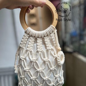 Macrame Bag with Circle Wooden Handles, Macrame Top Handbag, Hand made Bag, Boho Bag