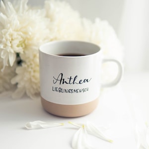 Keramik Tasse personalisiert mit Lettering Wunschtext individuell Kaffeetasse Teetasse Muttertag Geschenk Geburtstag Weiß