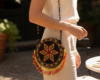 Monedero con cuentas y bordado de estrellas: Bolsa de tela antigua