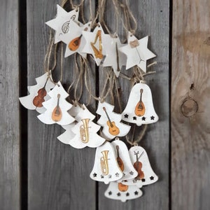 Vintage 15 wooden pendants Christmas 6 cm
