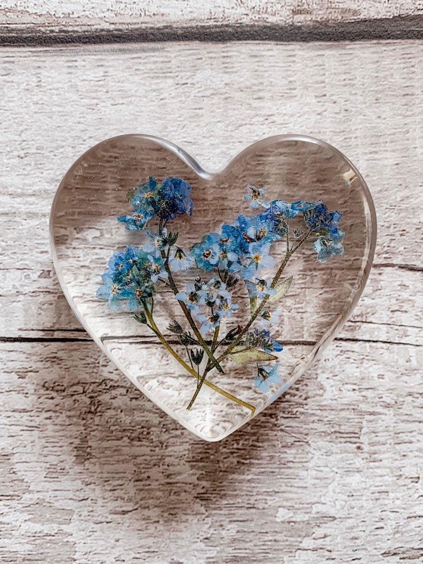 Conserva tu ramo de boda- Preservación de flores - corazón de resina -  Recuerdo de flores - Etsy México, image size:828x1104