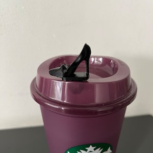 Personalized Grande Reusable Hot Cup w/ Pink Mouse Stopper