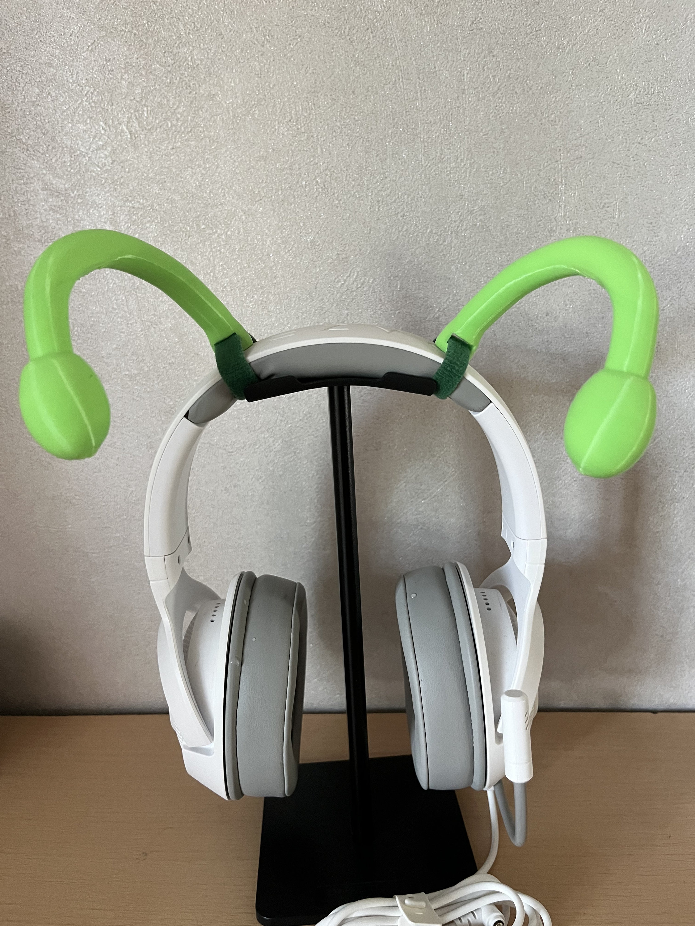 アニメコスプレのストリーミング用ヘッドホン/ヘッドセット用