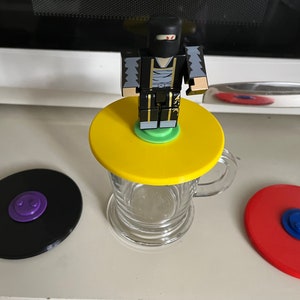 マグカップ/カップ ガラス蓋 おもちゃスタンド付き 3Dプリント