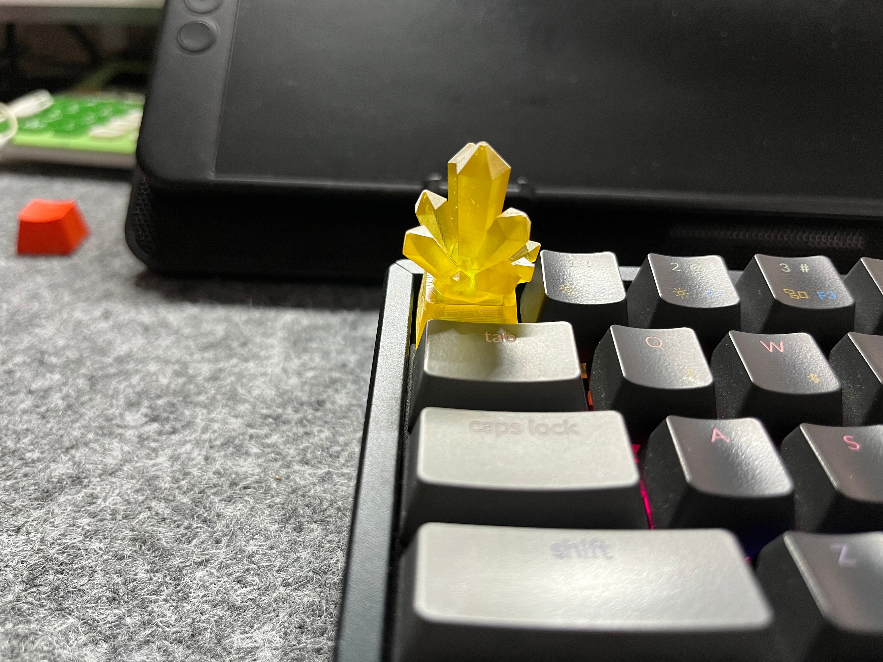 Yellow Crystal mechanical keycaps 3D printed