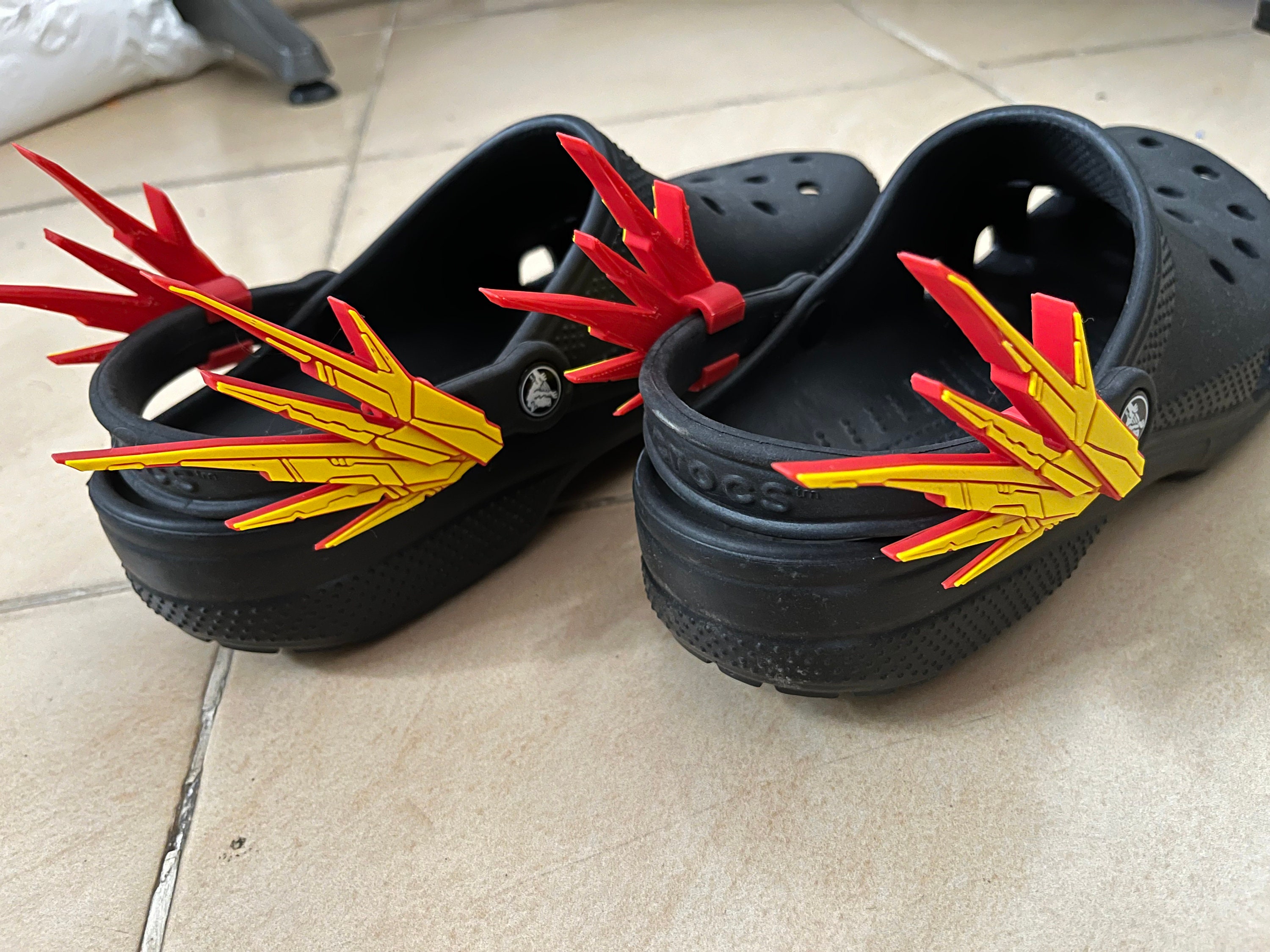 Thrasher crocs 2025