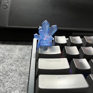 Blue Crystal mechanical keycaps 3D printed
