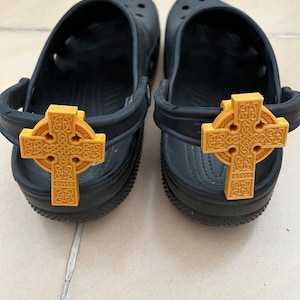 Cross for Croc with many color selection