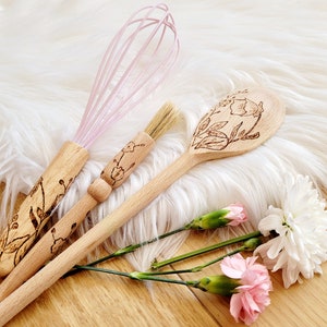 Kitchen utensils - 3 pack of brush, whisk and spatula - wildflower design