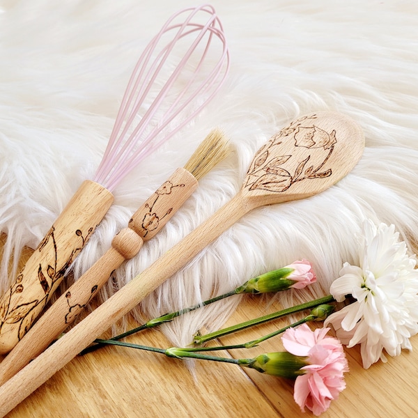 Kitchen utensils - 3 pack of brush, whisk and spatula - wildflower design