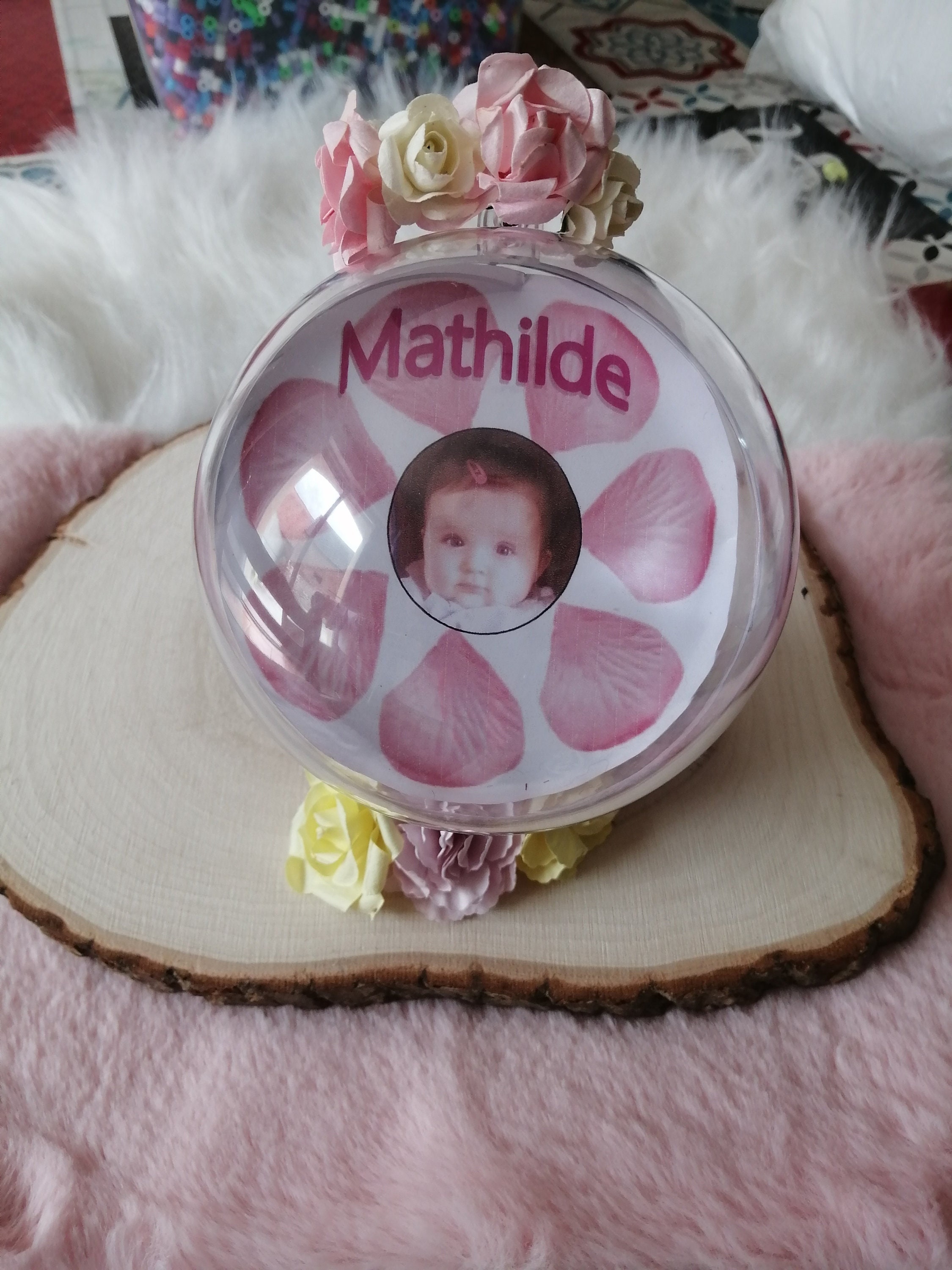 Boule à Poser Fille avec Son Socle