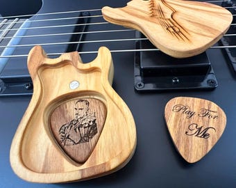 Pick Case – Personalized Wooden Guitar Pick With Case - Engraved Guitar Pick with Photo and Text -Unique Gift for Guitarist - Ship via DHL