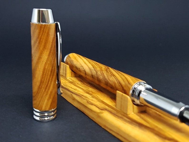 Fountain pen, Handcrafted pen, handmade pen, base for a pen,  wooden pens and base, Wooden base, Personalized Pen, luxury personalized gifts, gift for a doctor, gift for a laywer, gift for a writer, wooden pen, wooden base, personalized gift ideas