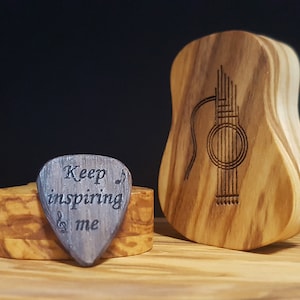 Personalized Guitar Pick Box, Custom Wood Pick Holder, Personalised Guitar Pick Case, Musicians Gift, Guitar Player gift, Ship via DHL