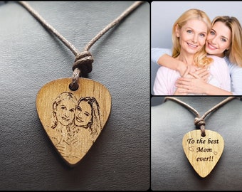 Muttertagsgeschenk, personalisiertes Geschenk für Mama, benutzerdefinierter Schlüsselbund oder Halskette für Mama, benutzerdefiniertes Foto mit Gravur, Holzanhänger, Muttertag