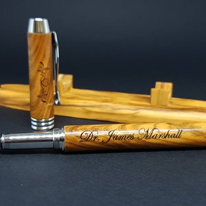 Fountain pen, Handcrafted pen, handmade pen, base for a pen,  wooden pens and base, Wooden base, Personalized Pen, luxury personalized gifts, gift for a doctor, gift for a laywer, gift for a writer, wooden pen, wooden base, personalized gift ideas