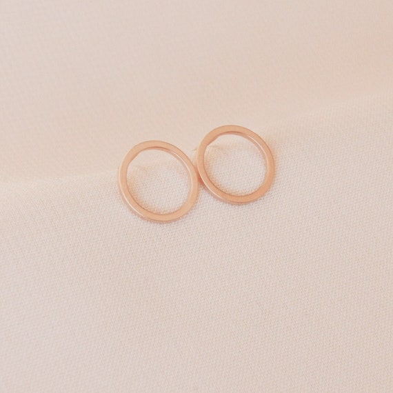 all gold stud earrings