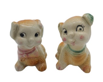 Salt & Pepper ceramic shakers vintage puppies design, vintage Kitchen Decor.