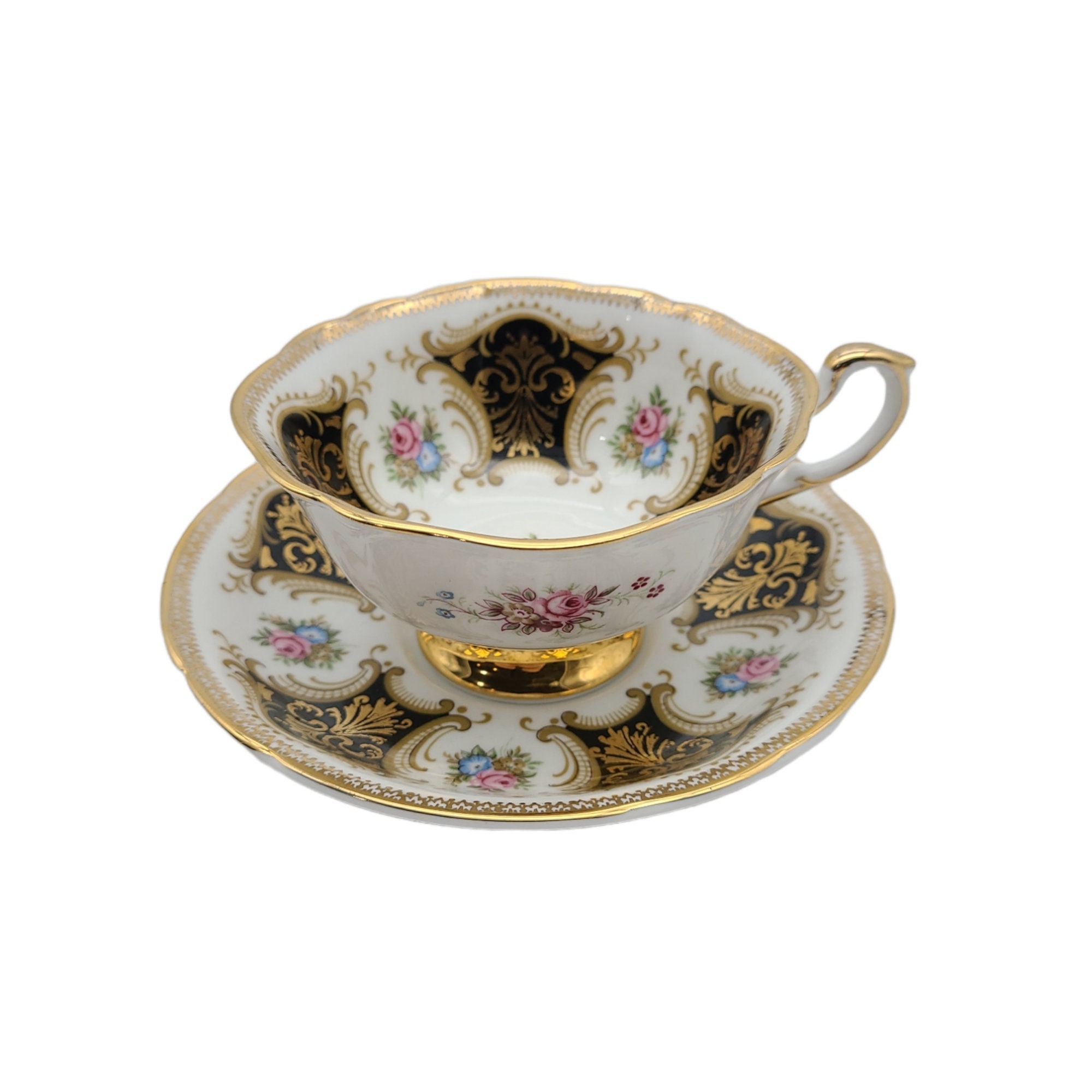 Tea Cups and Saucer -  Canada