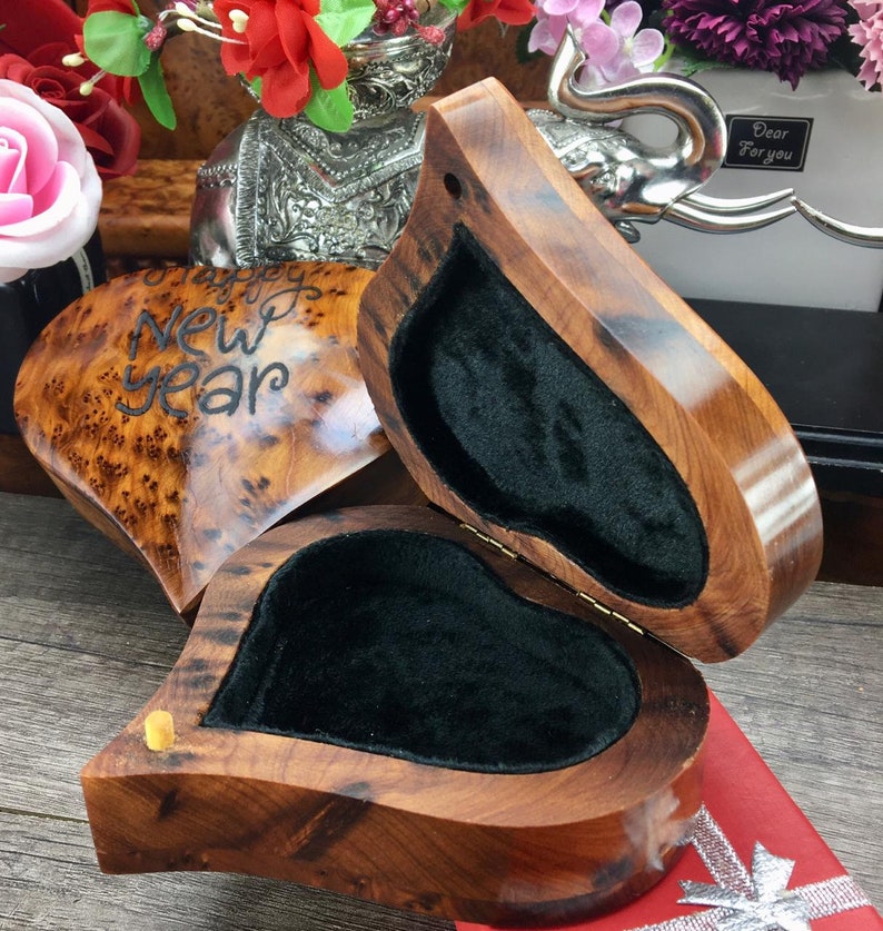coeur en bois de thuya