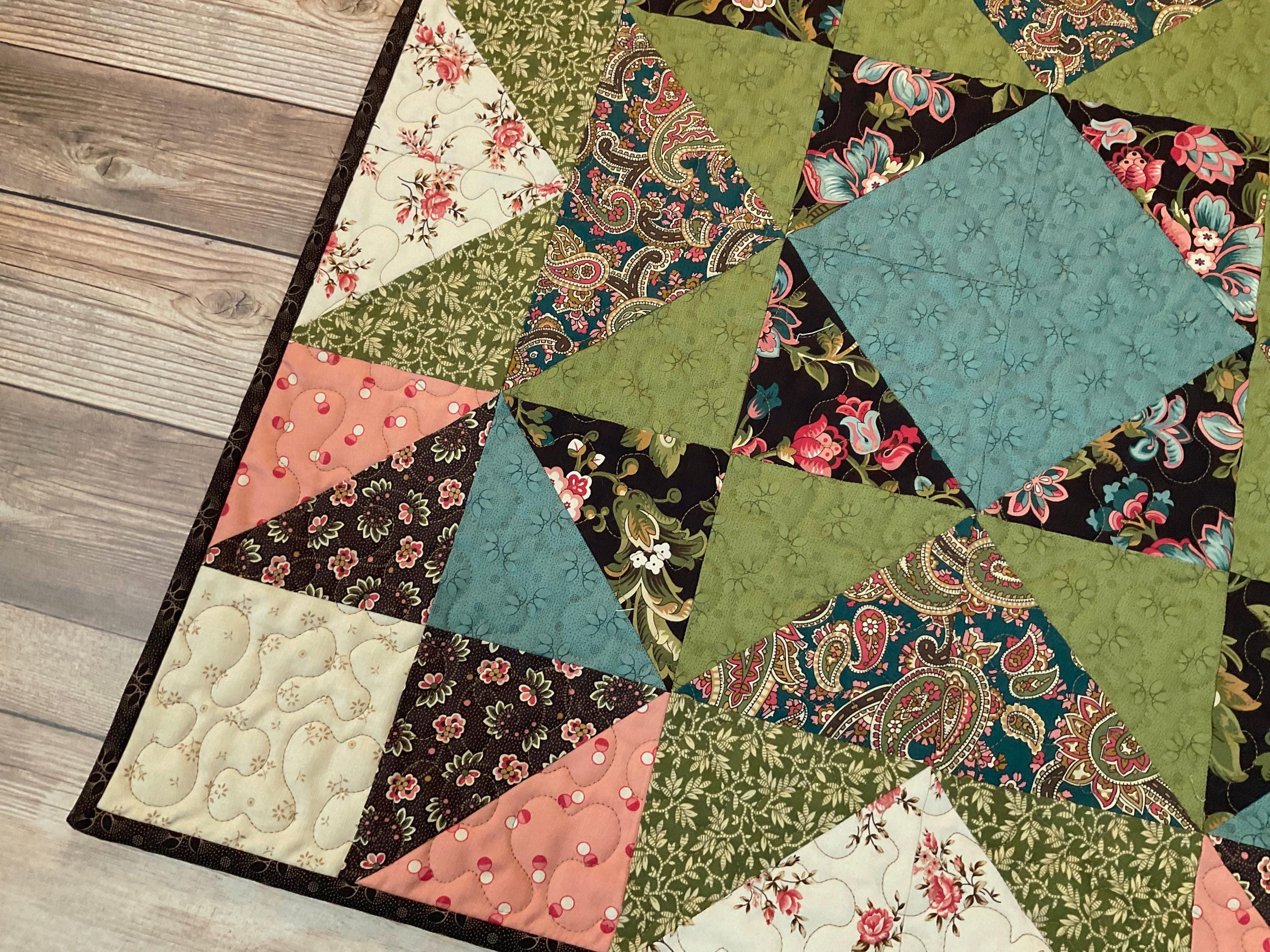 Star Table Topper Quilted Expanding Star Table Topper / Wallhanging, 24