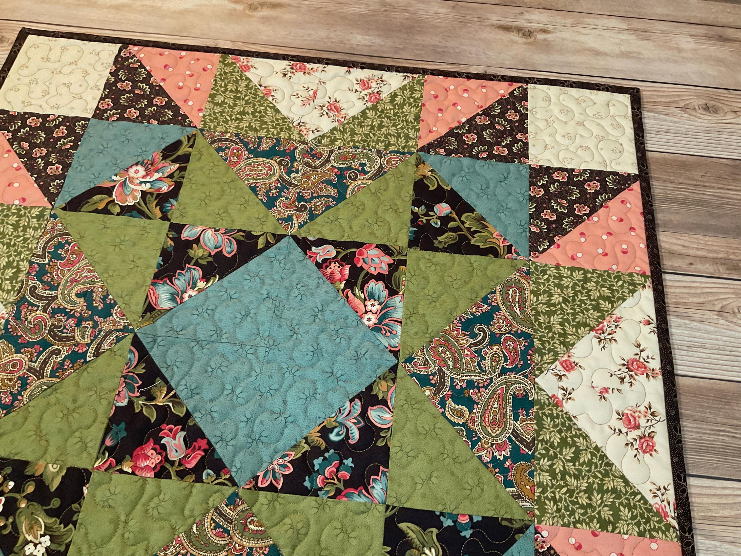 Star Table Topper Quilted Expanding Star Table Topper / Wallhanging, 24