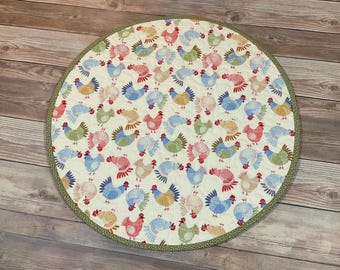 Quilted Reversible Circular Chicken Henhouse Table Center, 19.5"