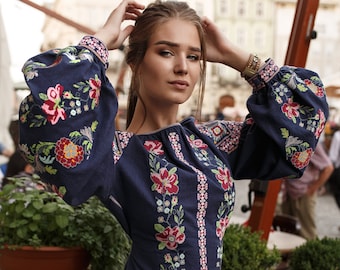 Blaues Ukrainisches Vyshyvanka Leinenkleid, Geschenk für Sie, Geschenk für Mädchen, Geschenk für Frau, Boho Kleid, Geschenk für, Ukrainische Kleidung, besticktes Kleid