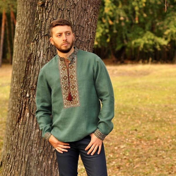 2024 Green Embroidered men's shirt Ukrainian Vyshyvanka Men's embroidered shirt. Ukrainian shirt Traditional Ukrainian shirts Gift for Him