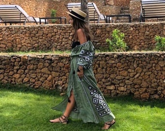 Vestido de linho verde com bordado floral ucraniano, vestido de linho Vyshyvanka, vestido de mangas compridas, vestido étnico, vestido cottagecore respirável