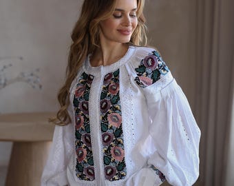 White Ukrainian vyshyvanka blouse.Ukrainian embroidered blouse vyshyvanka bohemian ethnic shirt peasant, Gift for Her,Gift for Wife
