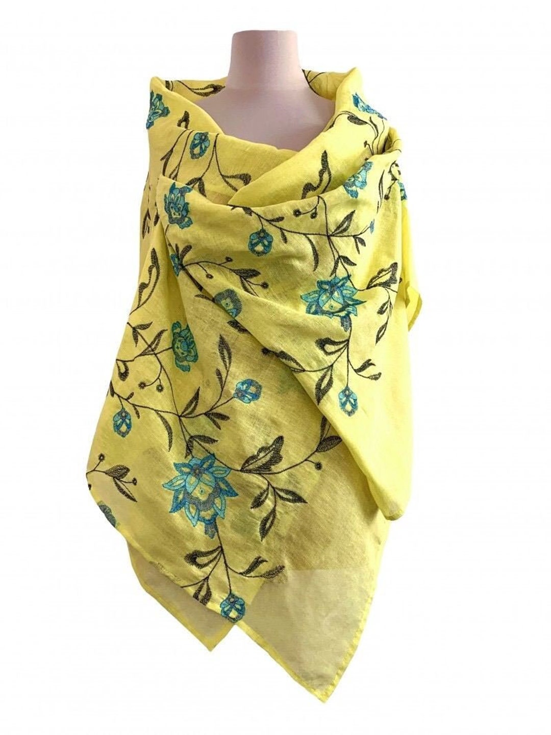 2024 Ukrainian Shawl,traditional Ukrainian, Gifts for Women, Mom, Daughter Shawl Bohemian Scarf