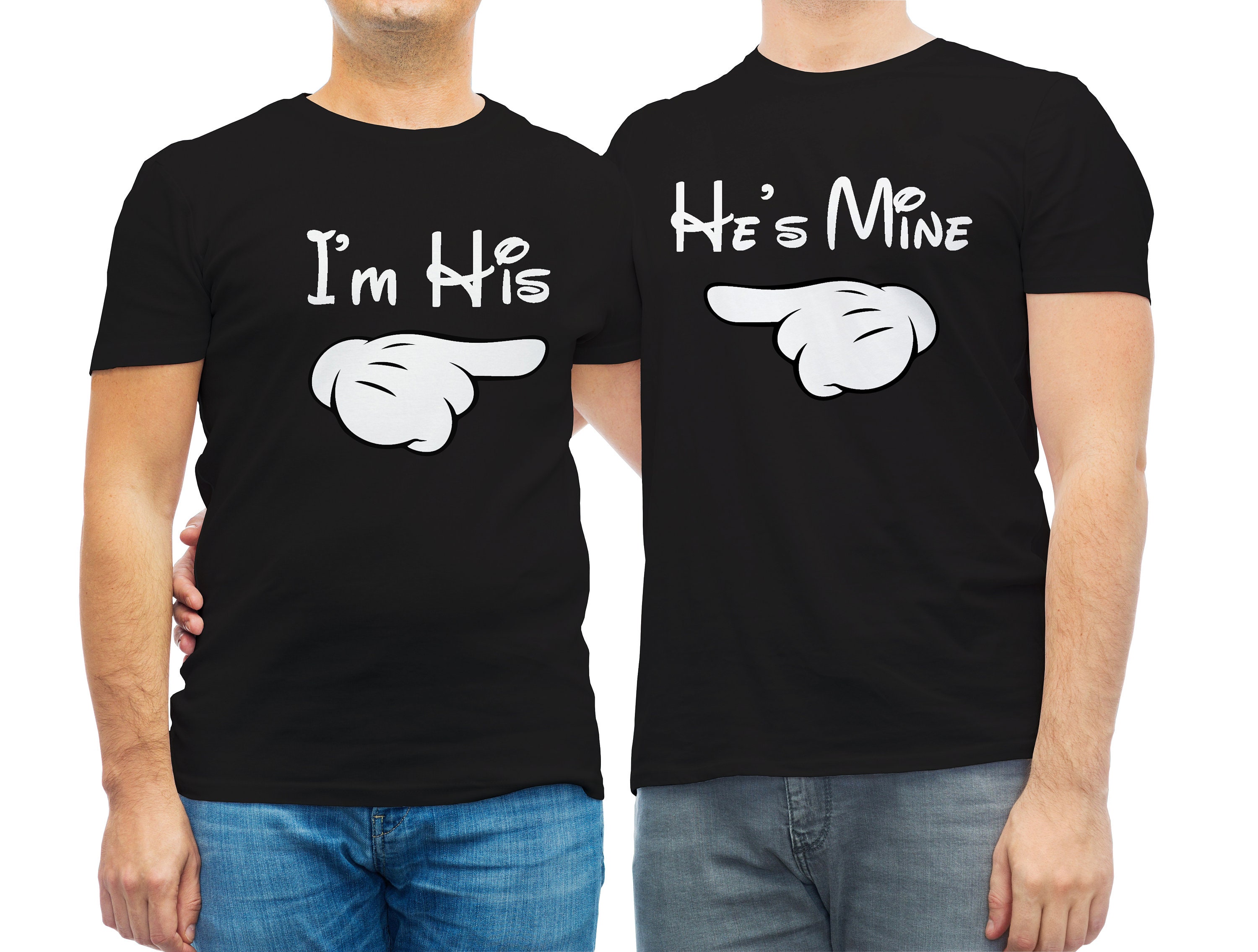 Im his hes mine. Mine she's mine ревность. Yes mine толстовка. He's mine. Футболка she is my girlfriend.