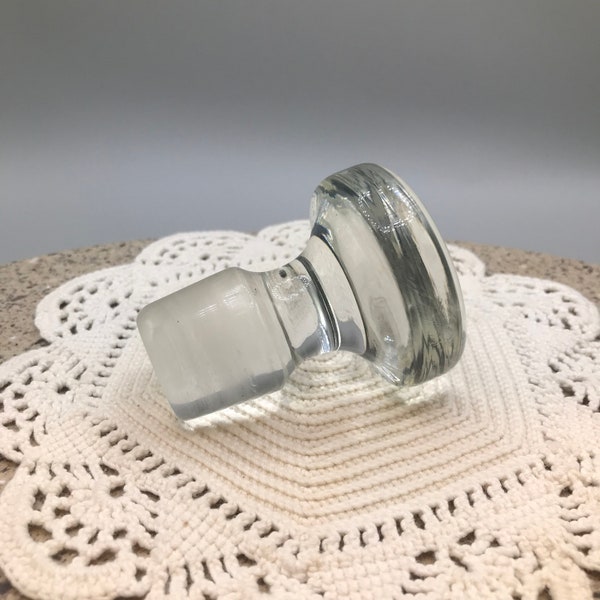 Clear Glass Decanter Stopper