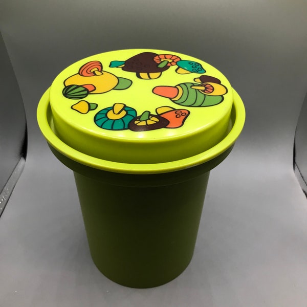 Rubbermaid Green Mushroom Canister / 1970's