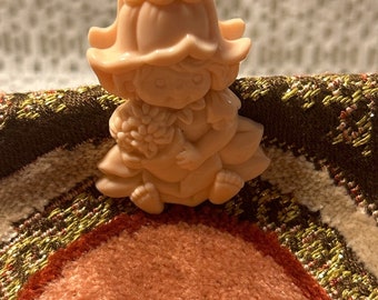 Vintage Avon Little Blossom Paper Clip, 1985, 2’ inch