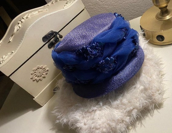 Vtg Electric Blue Straw Pill Box Hat - image 9