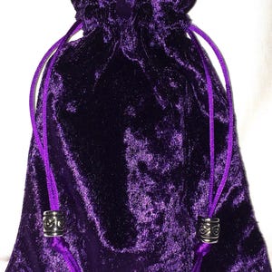 Lila Crushed Samt / lila Satin Futter Tarot Kartentasche, Kristalltasche, Schmuckbeutel, Mala Tasche
