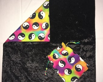 Reversible Tie Dye Yin Yang/Black Crushed Velvet Tarot Card Reading Cloth, Tarot Card Wrap, Altar Cloth