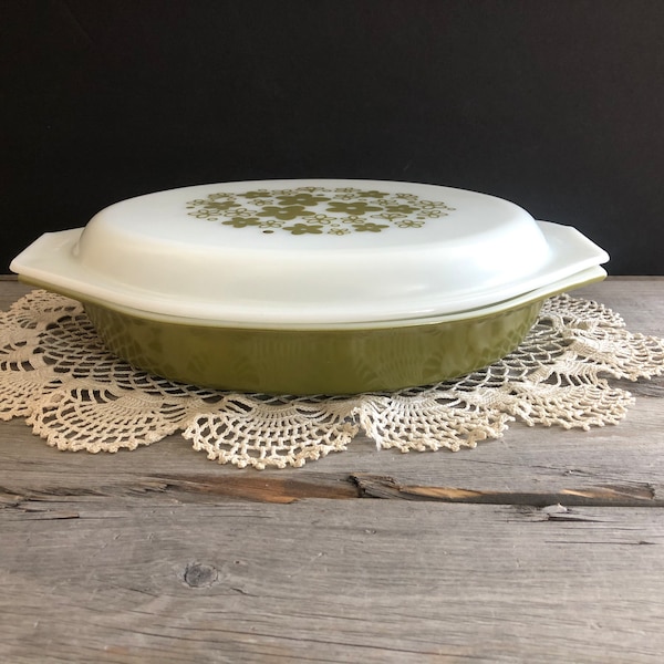 Vintage 063 Pyrex Spring Blossom aka Crazy Daisy  1 Quart Oval Divided Casserole Covered Baking Dish