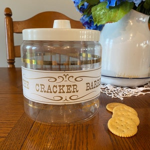 3 Qt Cracker Barrel Style Glass Jar Clear unused Cookies Flour