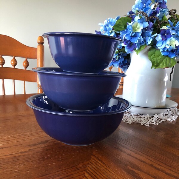 Set of Three Blue Pyrex Bowls Etsy