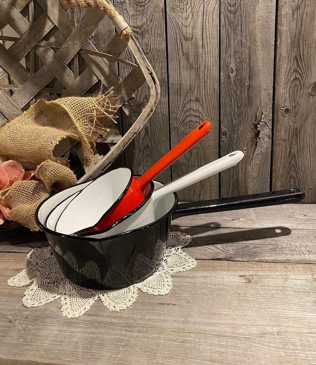 Chefmate Enamelware Handled Saucepans Set of Three Made in Romania Red