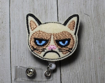 Cat badge holder with retractable reel, Grumpy Cat badge, Animal badge holder, Grouchy cat felt bage